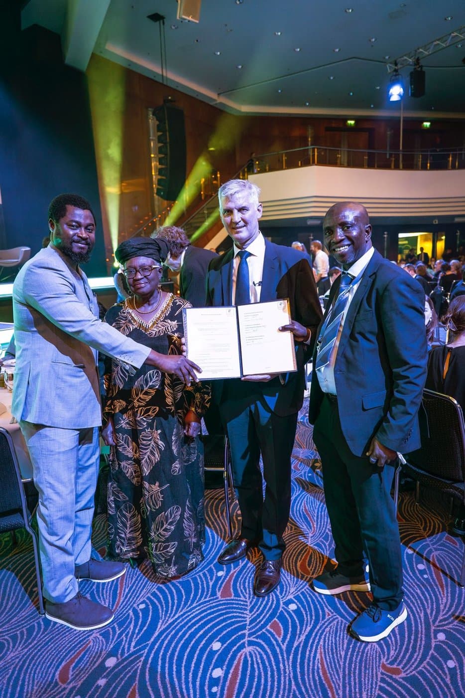 Prof Olalekan joyful handshake at gala